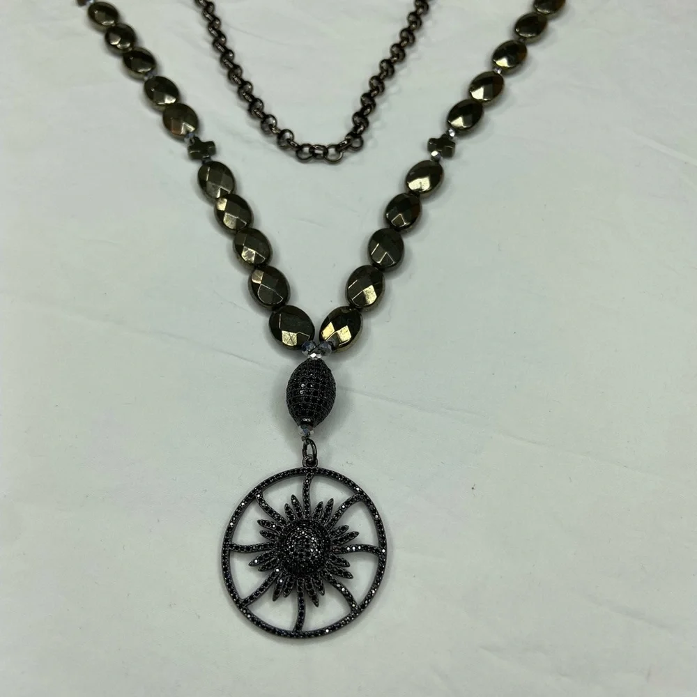 Unique Sunburst Pendent necklace Black and Silver tone‎ beads